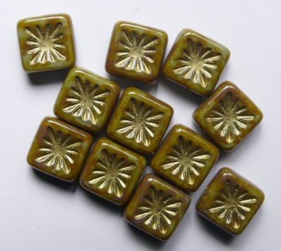 0030394 Opaque Grey Travertin Gold Washed Squared Kiwi Bead color 93200-86800-54302