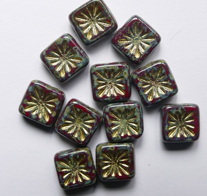 0050375 Opaque Red Travertin Gold Washed Squared Kiwi Bead color 93200-86800-54302