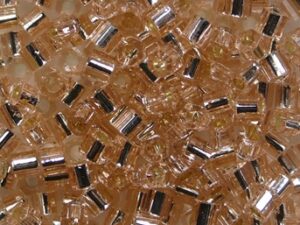 TH-08-0031 Silver Lined Rosaline Toho Rocailles hex cut 8/0