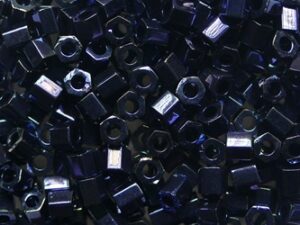 TH-08-0088 Metallic Cosmos Toho Rocailles hex cut 8/0