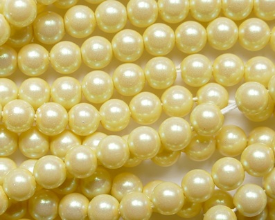 PrP-04-PYEL Pearlescent Yellow Preciosa Parels 4 mm