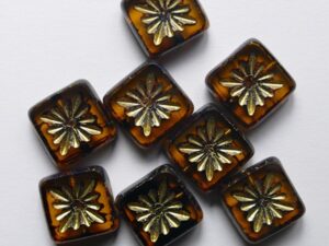 Tortoise Travertin Gold Washed Squared Kiwi Table Cut