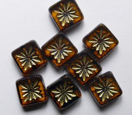 Tortoise Travertin Gold Washed Squared Kiwi Table Cut