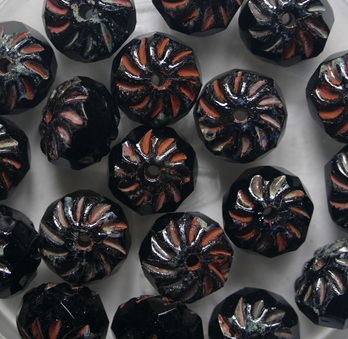 Jet Travertin Crueller beads 5x8 mm