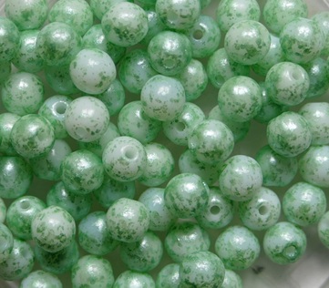 04-R-02010-94322 White Alabaster Copper Green Splatter Druk Round Glass beads 4 mm. 100 pc.