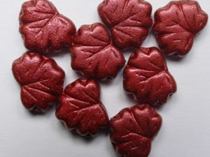 MPL-00030-01890 Lava Red Maple Leaf Beads