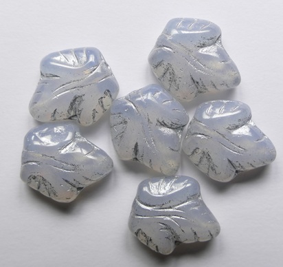 0140319 White Opal Silver Washed Blaadje, Grape Leaves 16 x 14 mm color 01000-54301 White Opal Silver Washed Blaadje, Grape Leaves