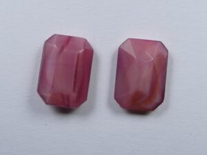 OC-14-10-PRO Pearly Rosanine Opal Czech Glass Octagon 14x10 mm