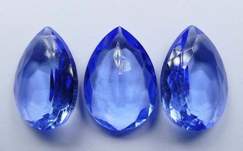 PE-25x18-SAP Sapphire Czech Glass Pear Doublette Cabochon